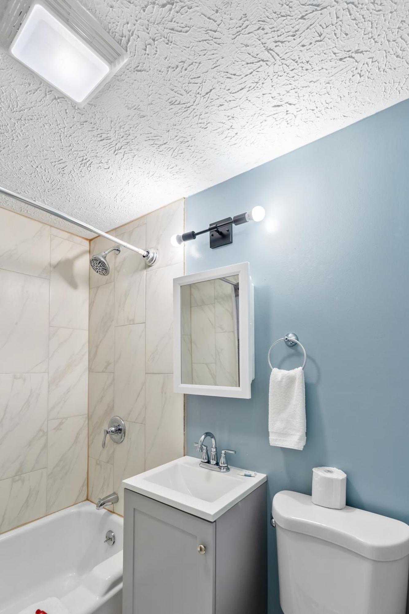 Broadway Inn Council Bluffs Εξωτερικό φωτογραφία