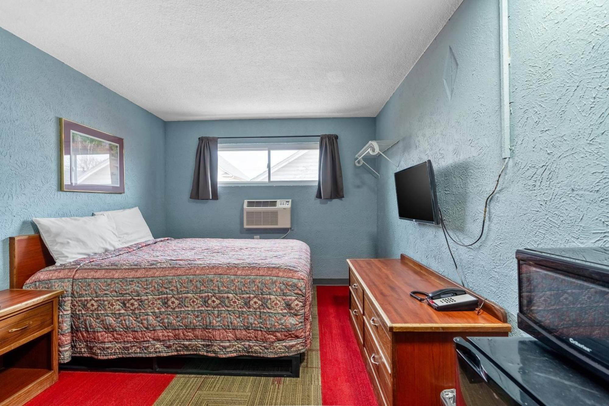 Broadway Inn Council Bluffs Εξωτερικό φωτογραφία