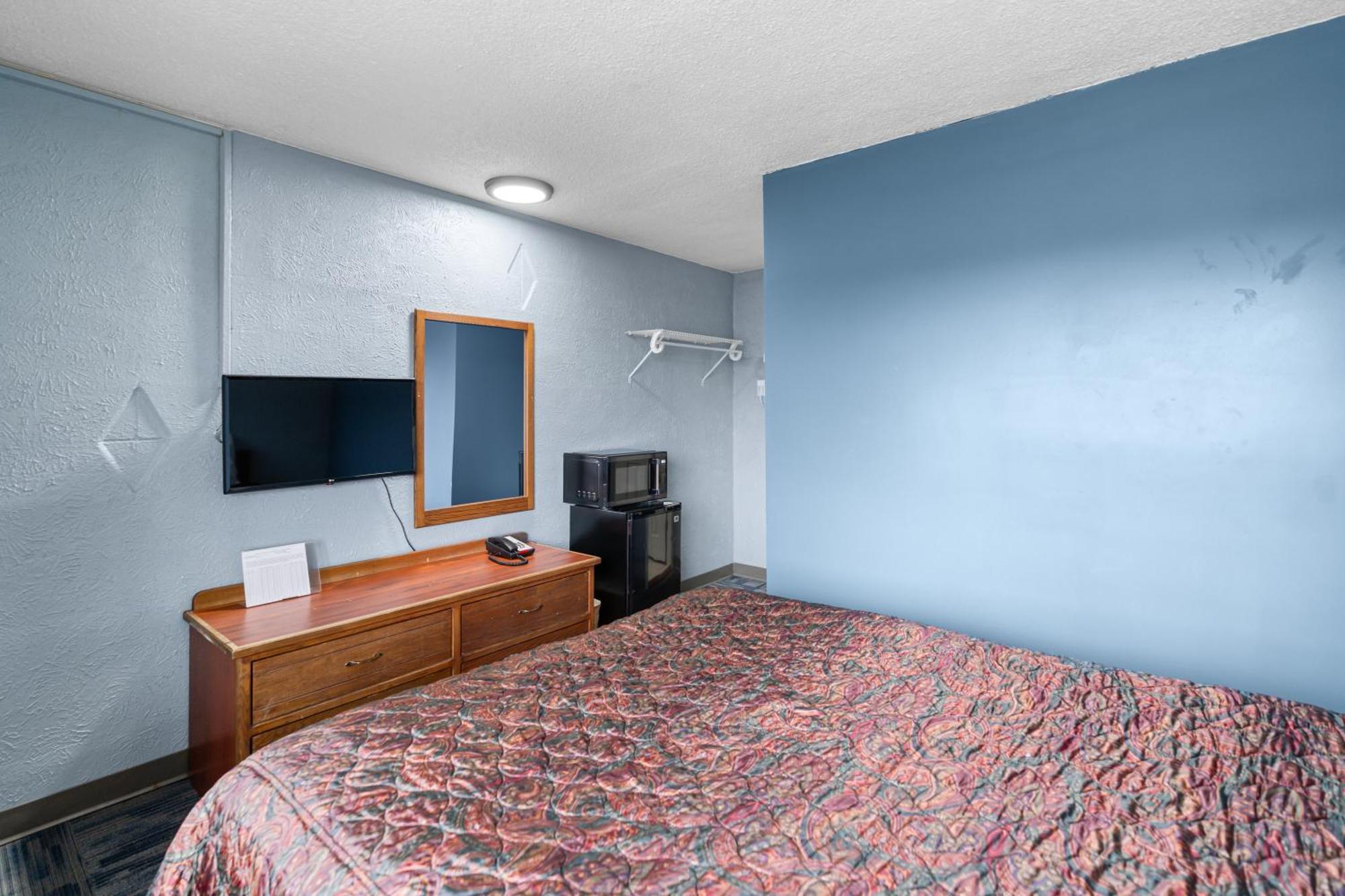 Broadway Inn Council Bluffs Εξωτερικό φωτογραφία